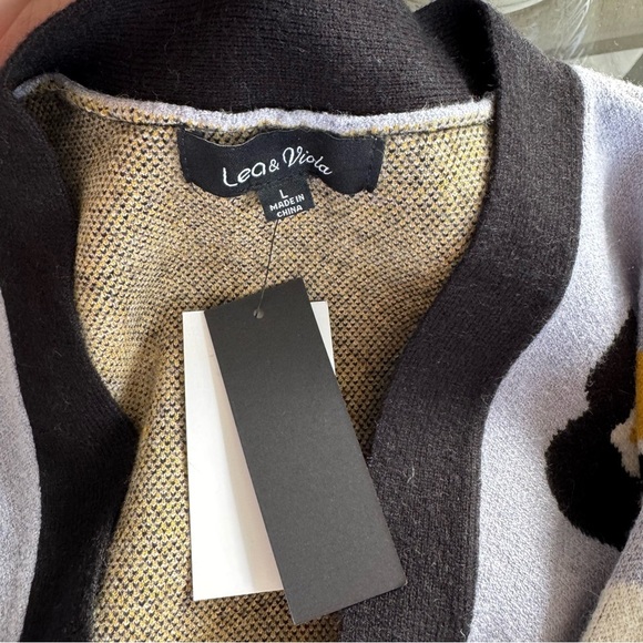 NWT! Lea & Viola 60s Floral Dropped Shoulder V-Neck Cardigan - Picture 5 of 8